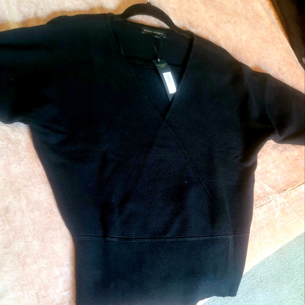 NWT Banana Republic Sweater